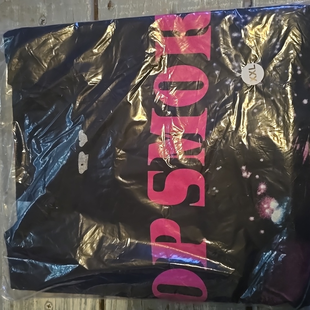 VLONE x Pop Smoke BLACK "KING OF NY" Tee SZ: XXL - Picture 4 of 4